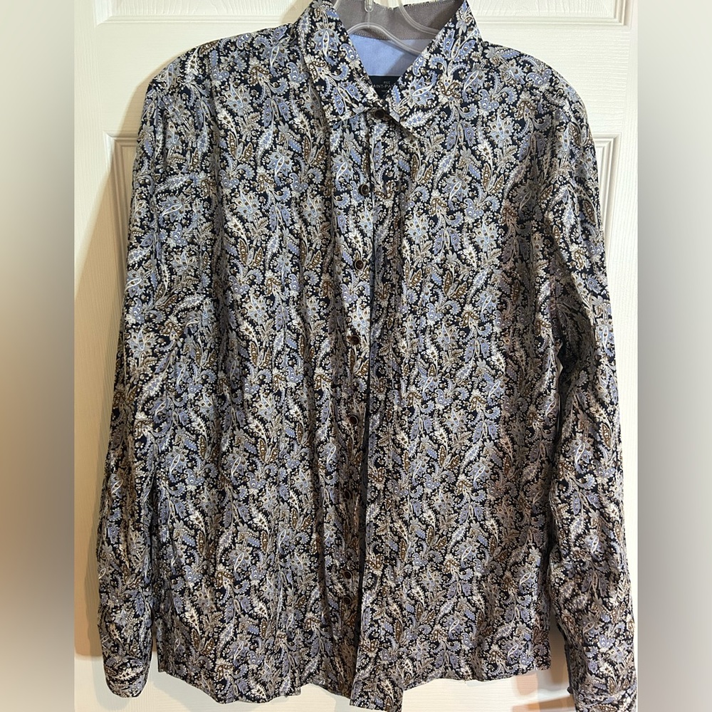 Dress shirt :Rue Saint Parick Montreal